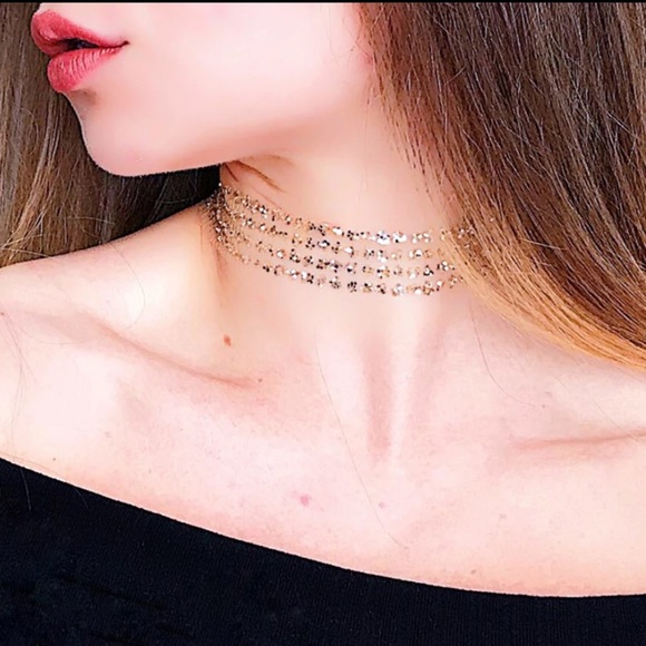 • Bella • Mesh Sequin Choker - Picture 4 of 5